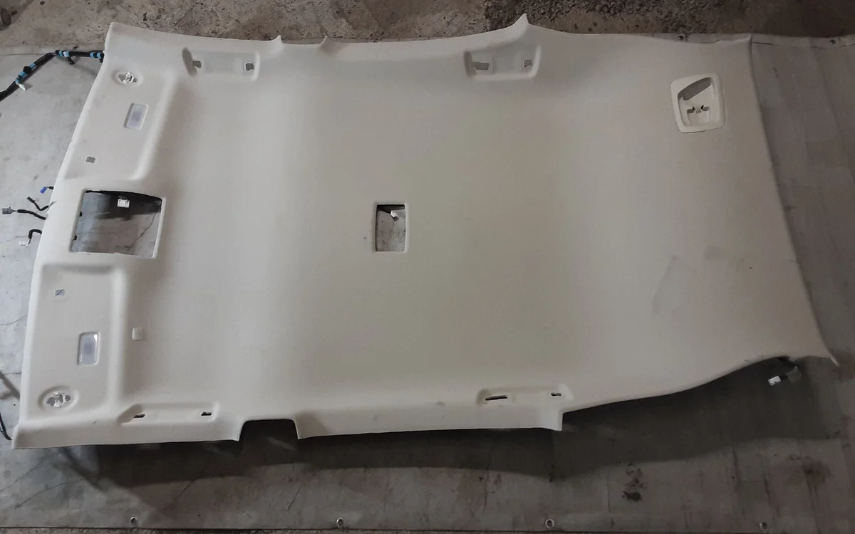 Podsufitka Lexus NX 2017 OEM 6330078040
