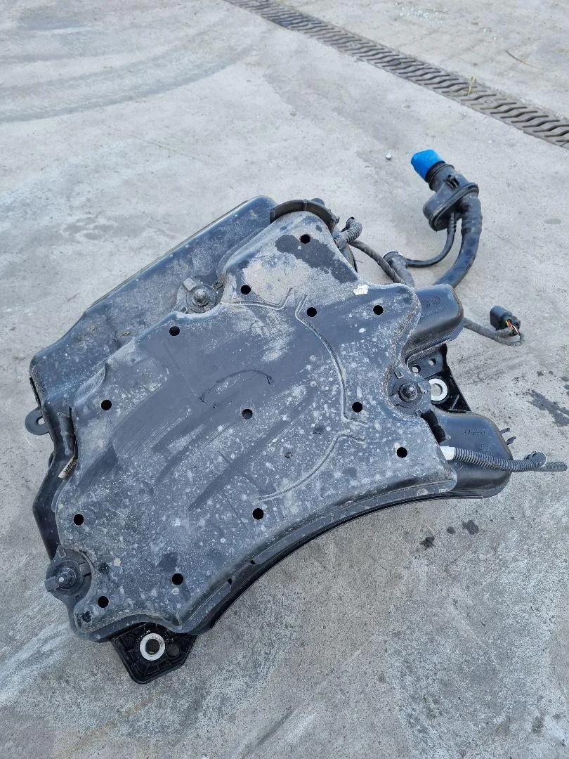 AdBlue Tank Cupra Leon 5WA131877AD5WA131877AE image 7