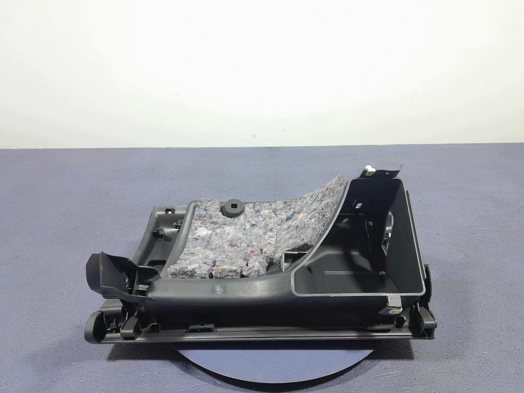 Peugeot 3008 I dashboardkastje image 5