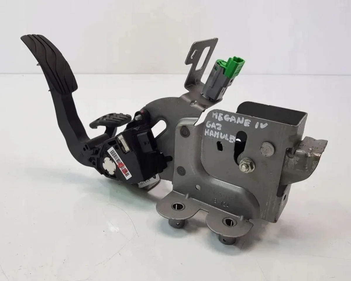 Renault Megane IV Gaspedal Sensor image 7