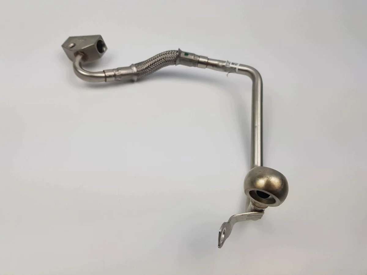 Conduit retour turbo BMW X5 G05 G11 G30 image 7