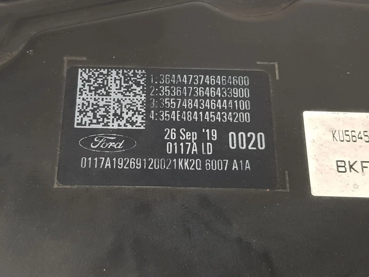 Ford Transit MK8 2.0 TDCI jakoputken suojus thumbnail 7