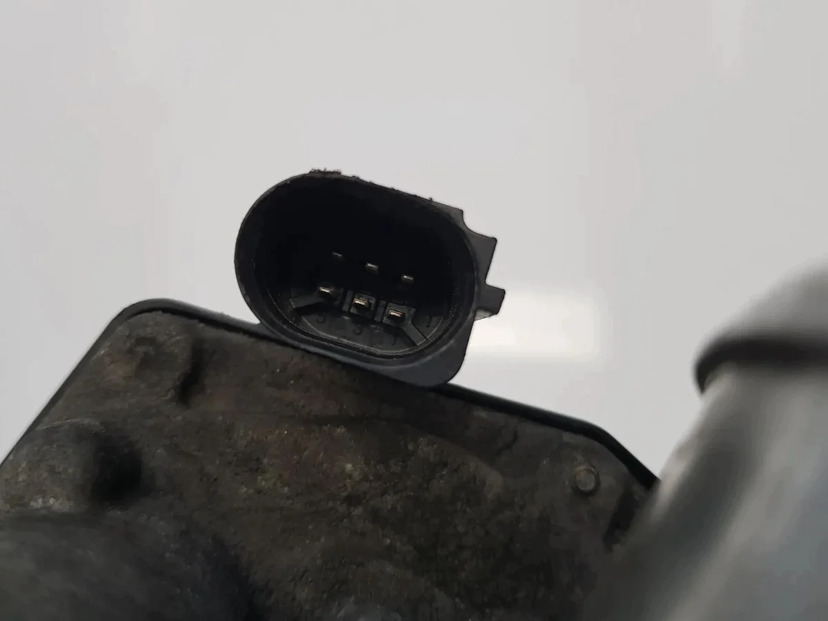 Gasklephuis Ford Transit MK8 2.0 TDCI image 3