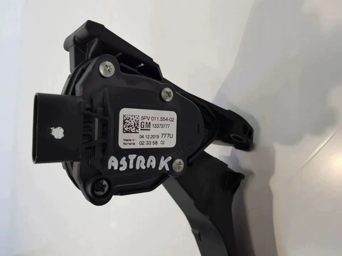 Gaspedal Potentiometer Opel Astra K 1.6 CDTI thumbnail 1