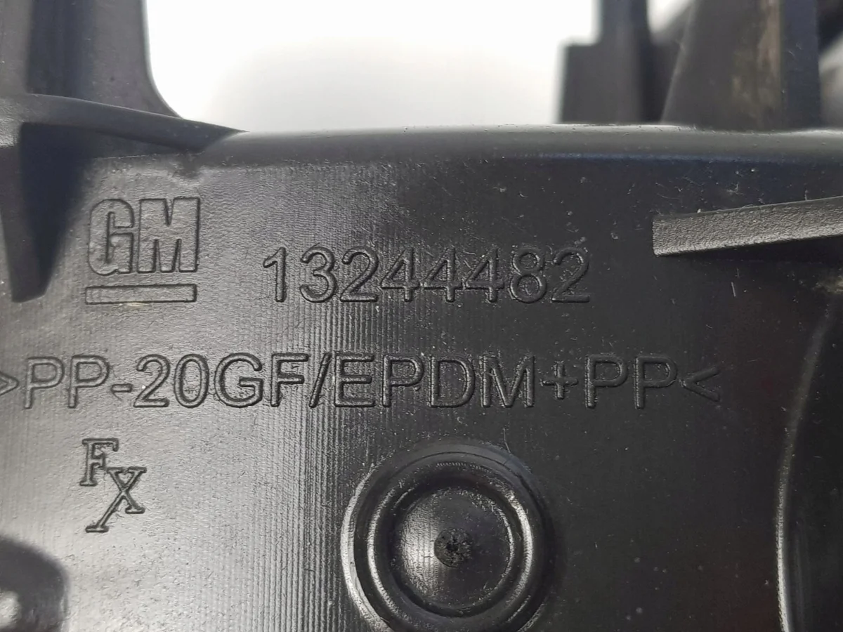 Opel Insignia A Klapka paliwa 13244482 image 4