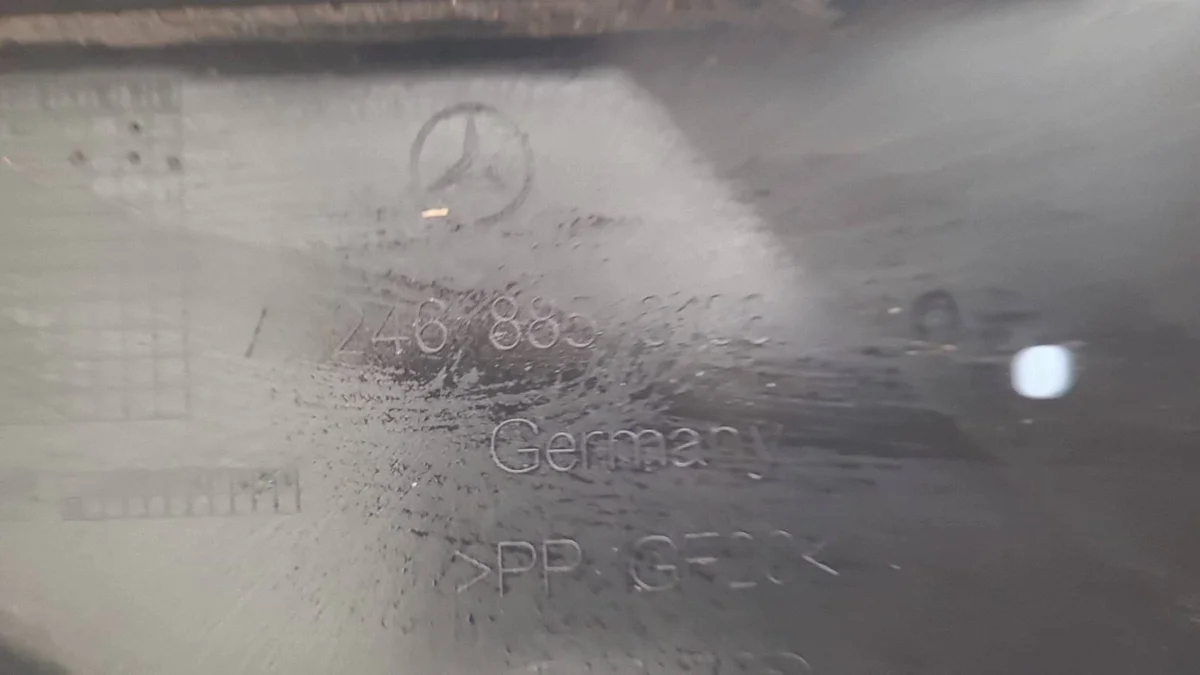 Mercedes W246 Unterfahrschutz vorne A2468850136 thumbnail 3