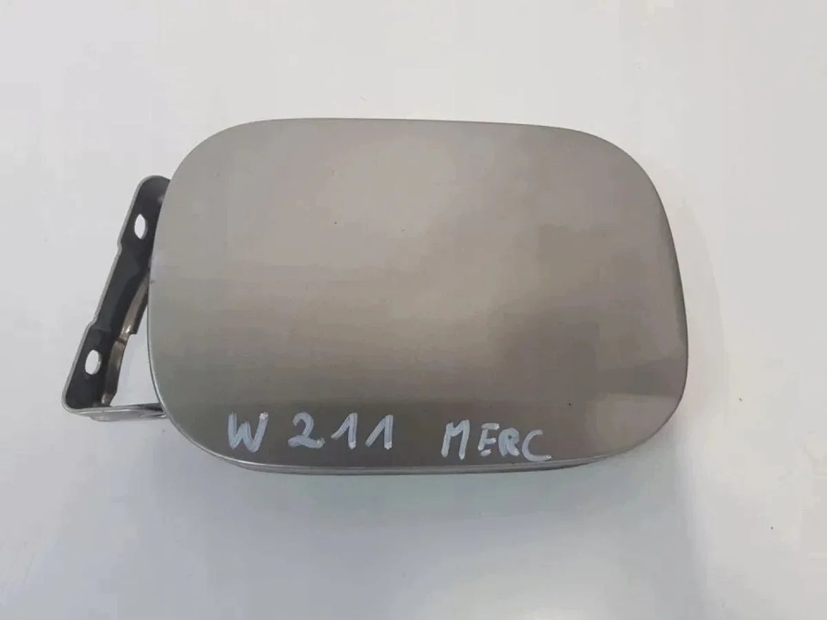 Mercedes W211 Fuel Flap QD-20260911-11DC