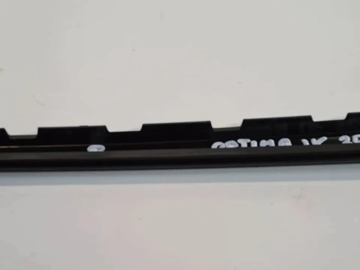 Zierleiste Scheibe Kia Optima IV gebraucht image 7