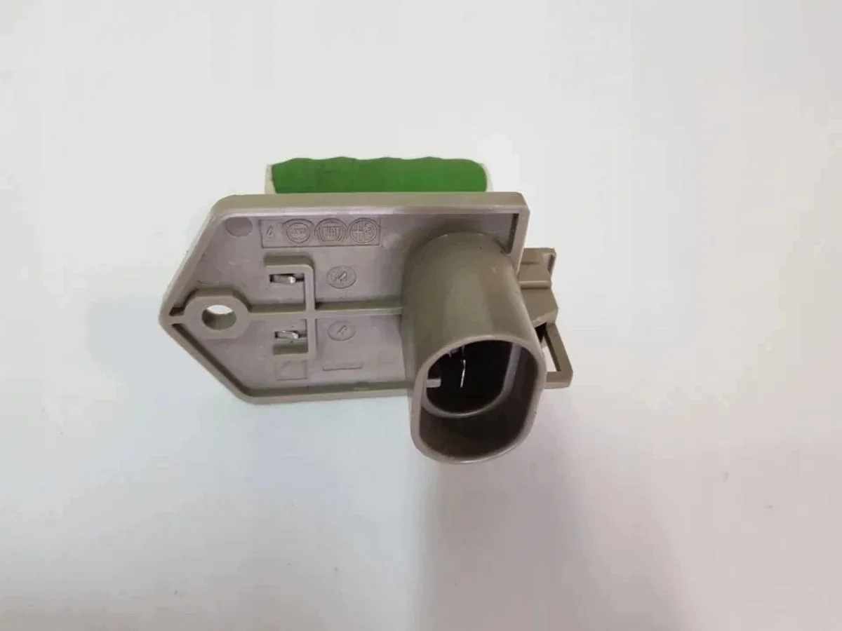 Fiat Punto EVO Steuergerät Lüfter Kühler image 5