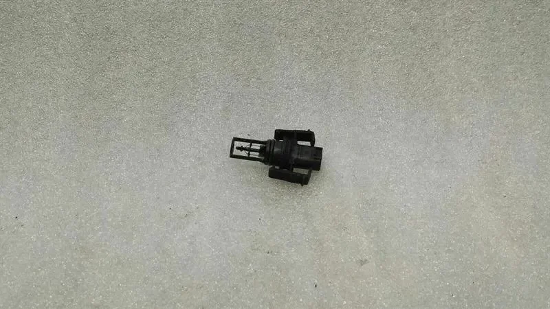 Mercedes SLK R172 Luchttemperatuursensor A0005422818