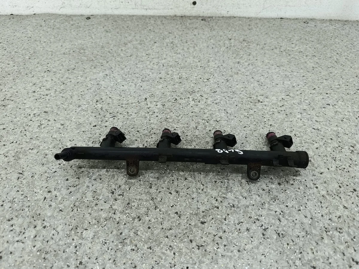 Rampe injection essence Renault Megane II 1.6 16V image 5