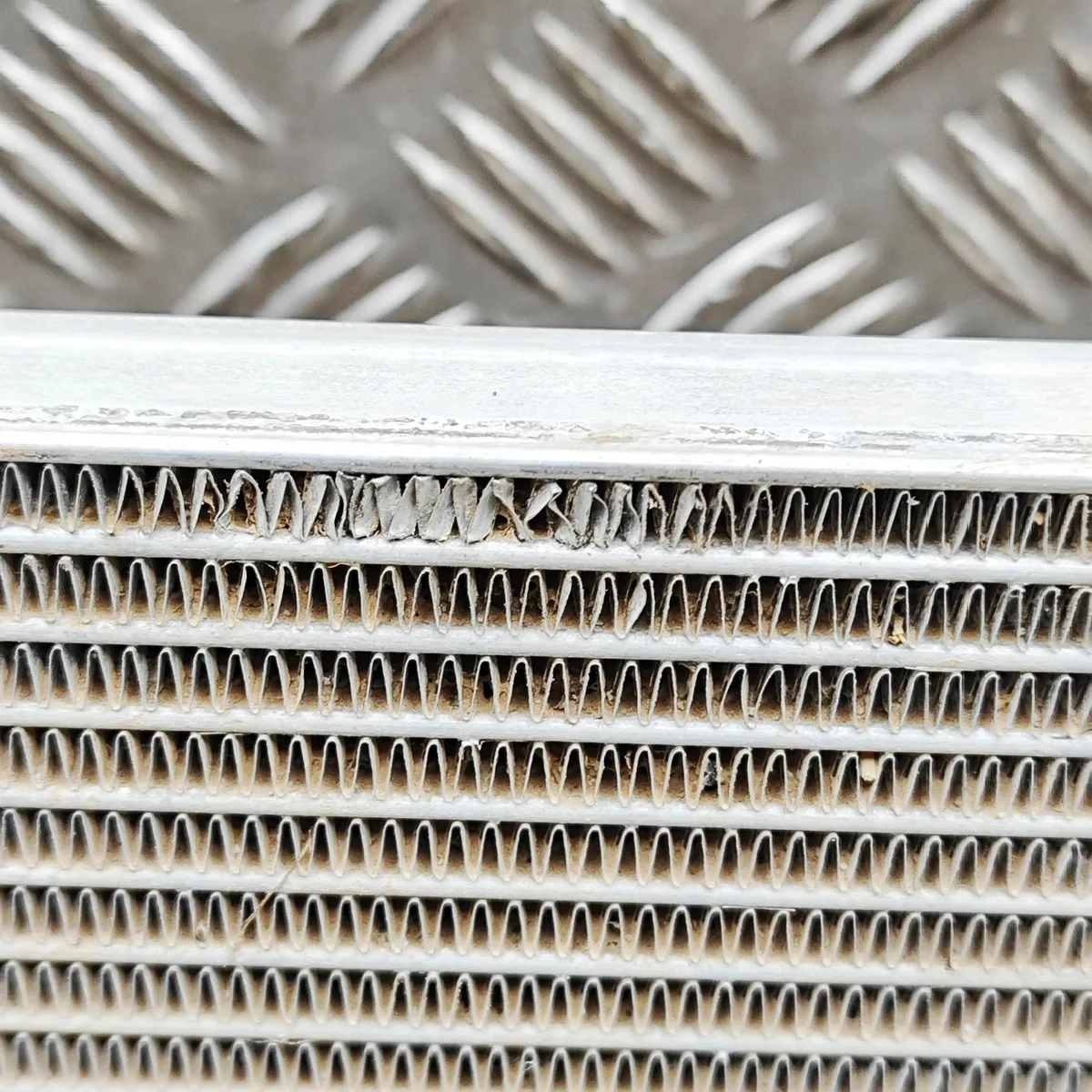 BYD 365804697 Radiateur Huile 1.5L 160kw image 7
