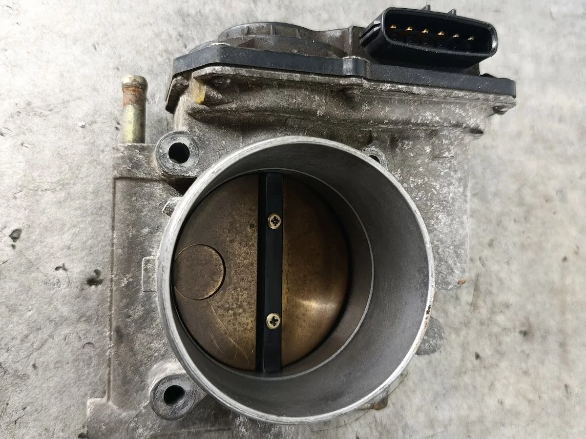 Mazda RX-8 Throttle Body N3H1136BOC