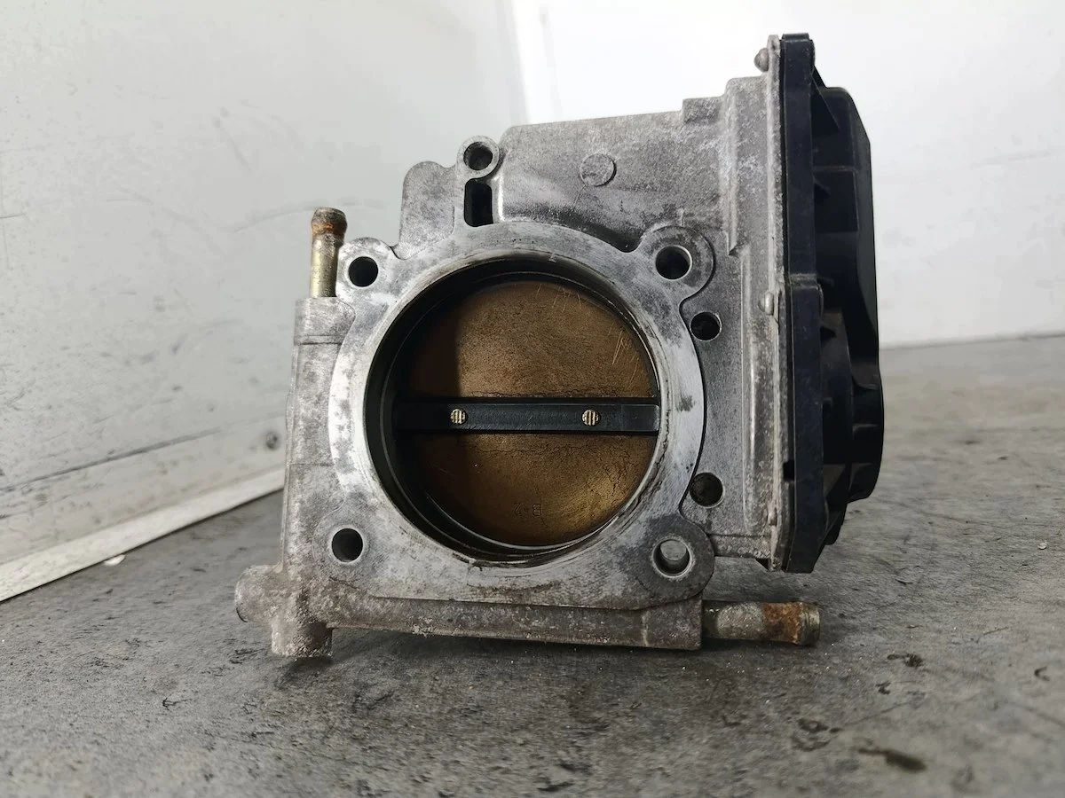 Mazda RX-8 Throttle Body N3H1136BOC image 4