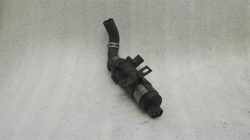 Bomba de refrigeração Mercedes E55 W211 AMG image 4