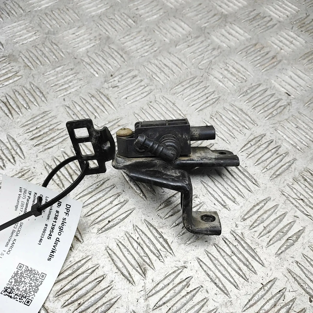 DPF Druksensor Skoda Karoq 1.5L 04E131552P image 3