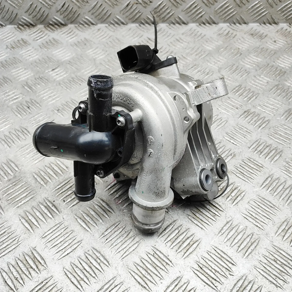 MG ZS SUV Moteur recirculation eau image 5