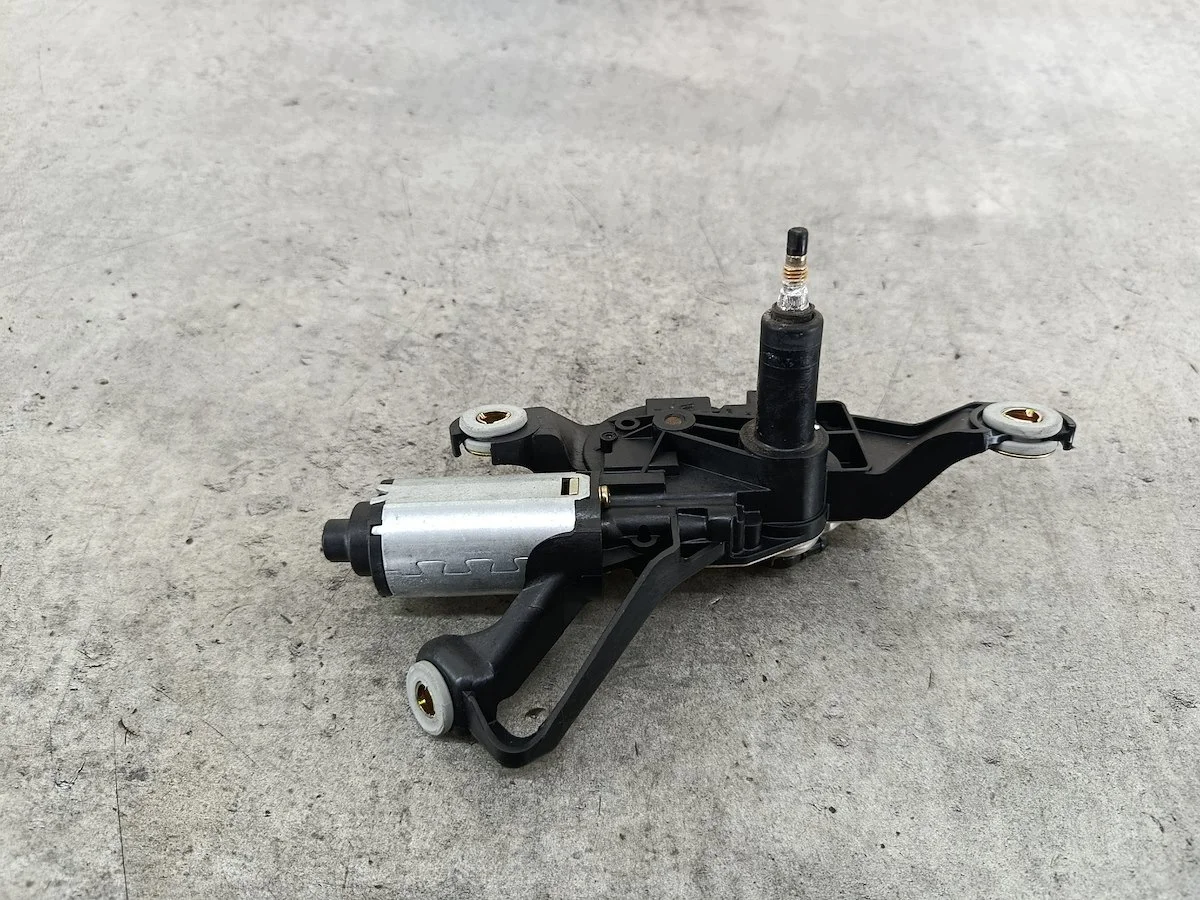 Heckwischer Motor BMW 1 E87 VALEO image 3