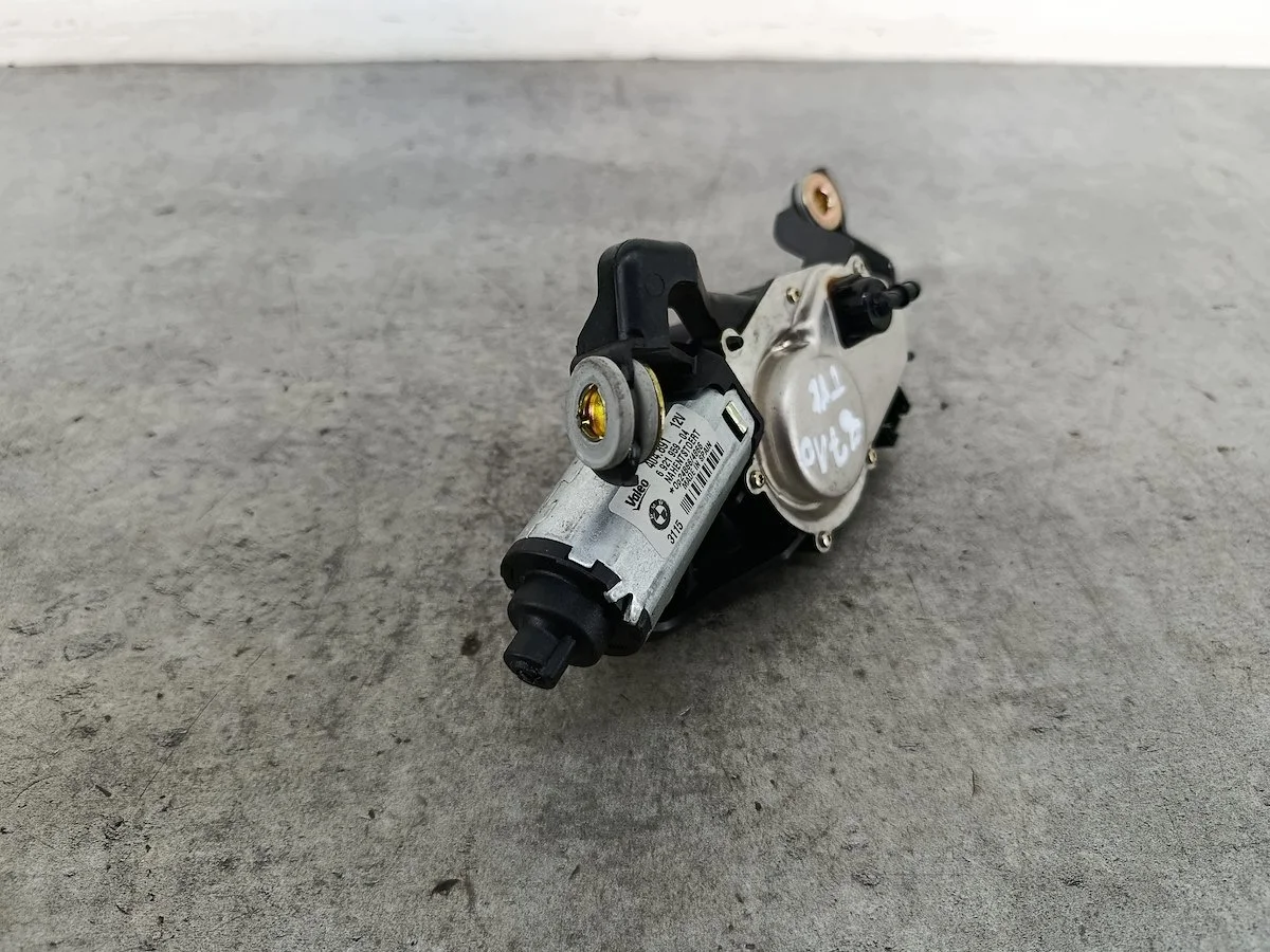 Heckwischer Motor BMW 1 E87 VALEO image 6