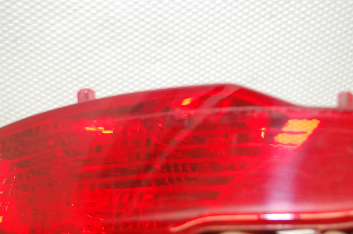 Peugeot 5008 II Nebelschlussleuchte rechts image 8
