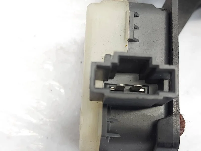 Bagagerumshandtag Seat Ibiza III 6L6827573B image 4