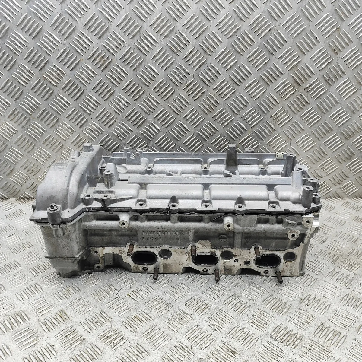 Mercedes W212 Cilinderkop A6420101930 image 3