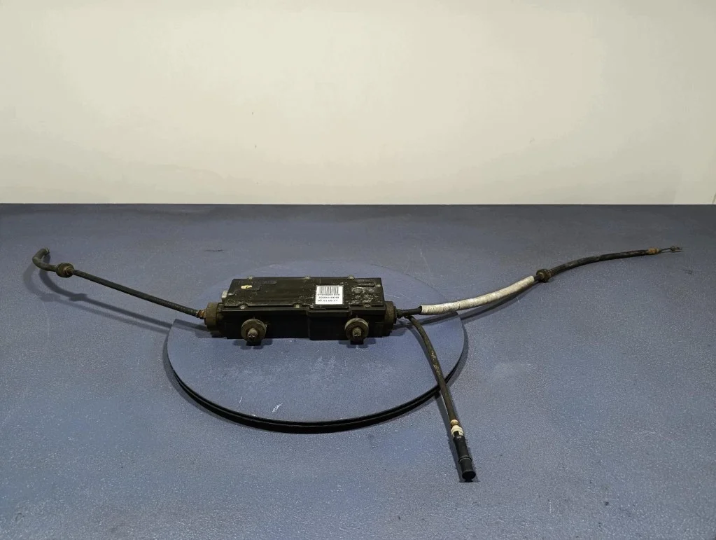 Elektrische Parkbremse Renault Scenic II 8200418648