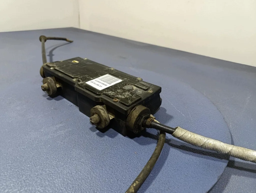 Elektrische Parkbremse Renault Scenic II 8200418648 image 3