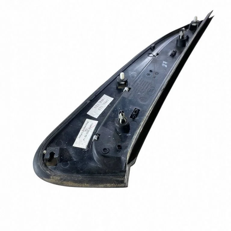 Bakre fönsterlist Buick Envision II 84987994 image 3