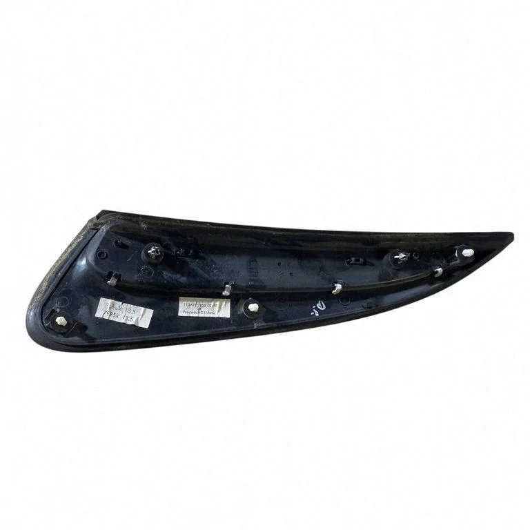 Buick Envision II Heckscheibenleiste 84987995 image 3