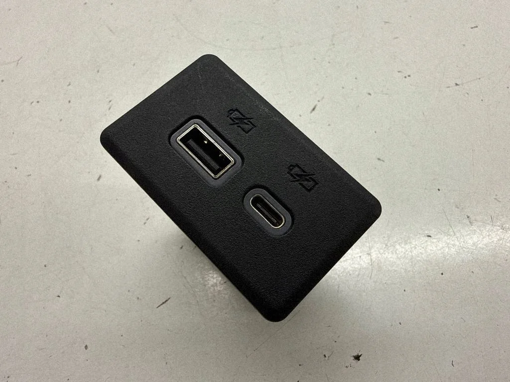 Buick Encore GX USB-portti 13525891 image 7