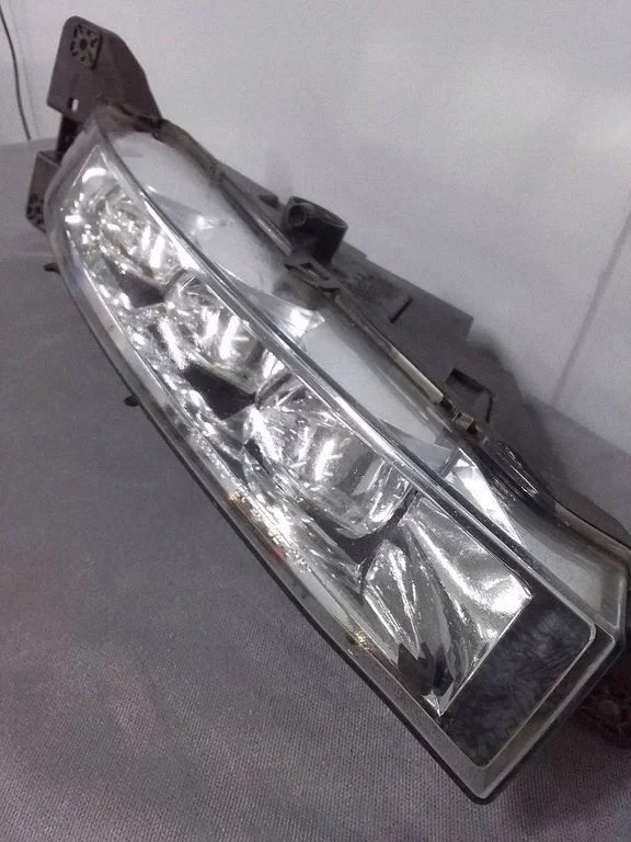 Luz de Nevoeiro Traseira Dodge Charger 2016