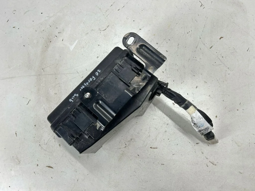 Subaru Forester SK Relaiskast 82571SJ010 image 8