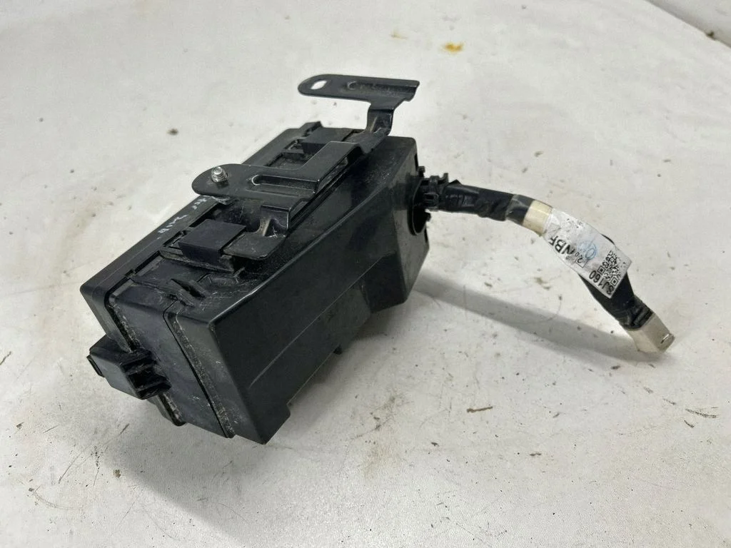 Subaru Forester SK Relaiskast 82571SJ010 image 9