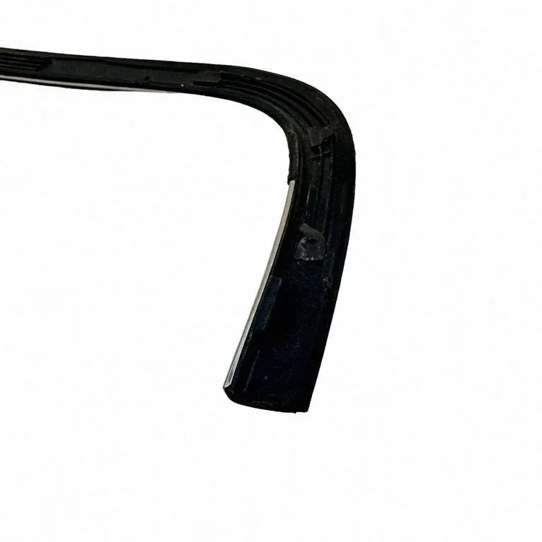 Dodge RAM Achterruitlijst 68309881AA image 3
