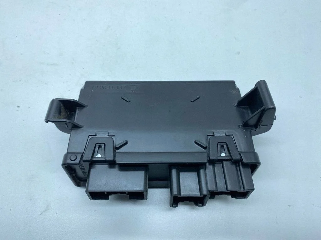 Subaru Forester SK Modulo Portellone 63350SJ004 image 4