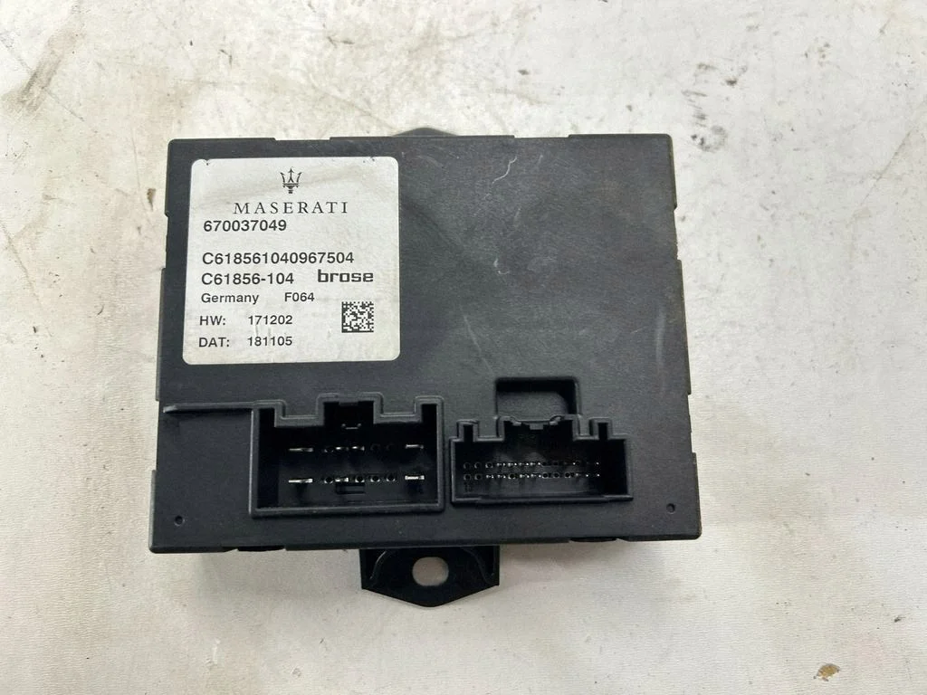 Maserati Ghibli 2019 module coffre 670037049 image 6