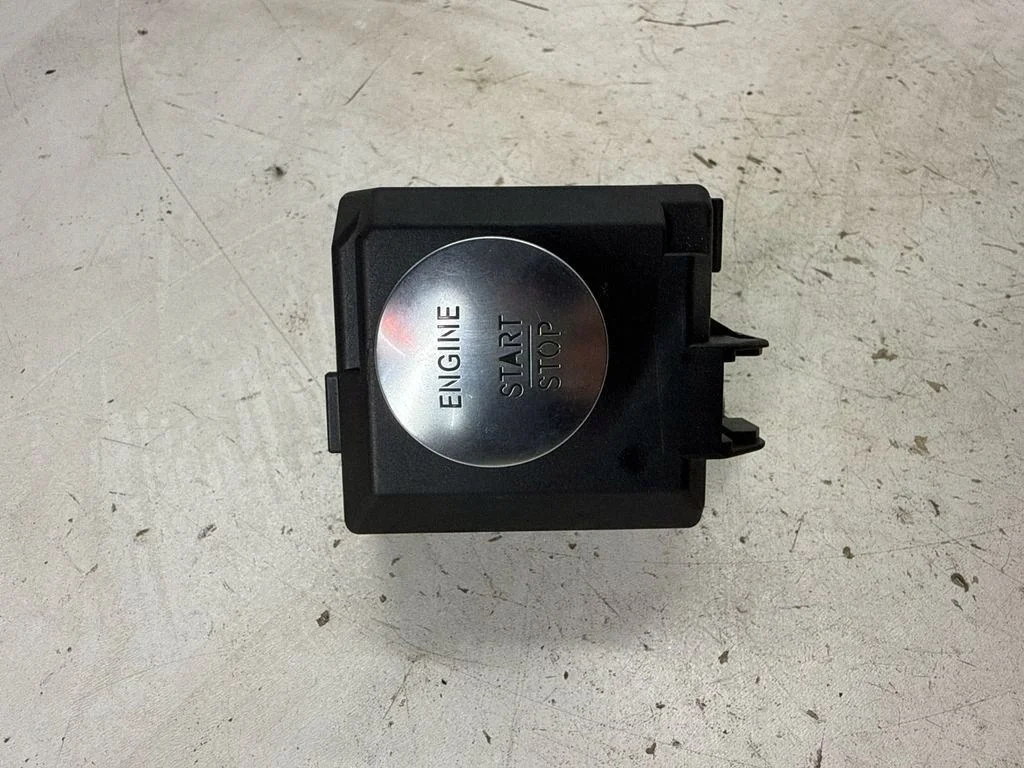 Infiniti QX30 Lecteur Carte A2469055603 image 6