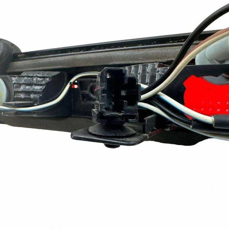 Dodge RAM 2020 Feu stop OEM 134721 image 3