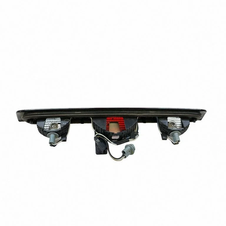 Dodge RAM 2020 Feu stop OEM 134721 image 6