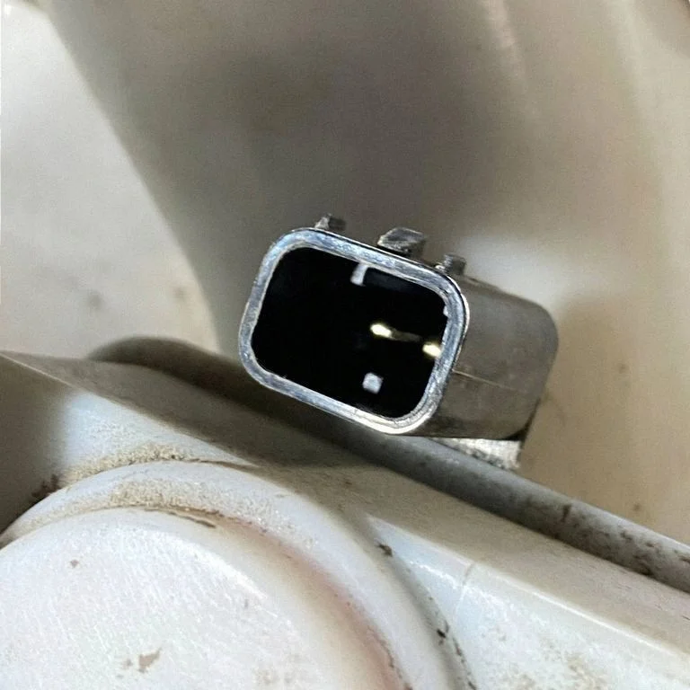 Dodge Challenger 68342222AB image 5