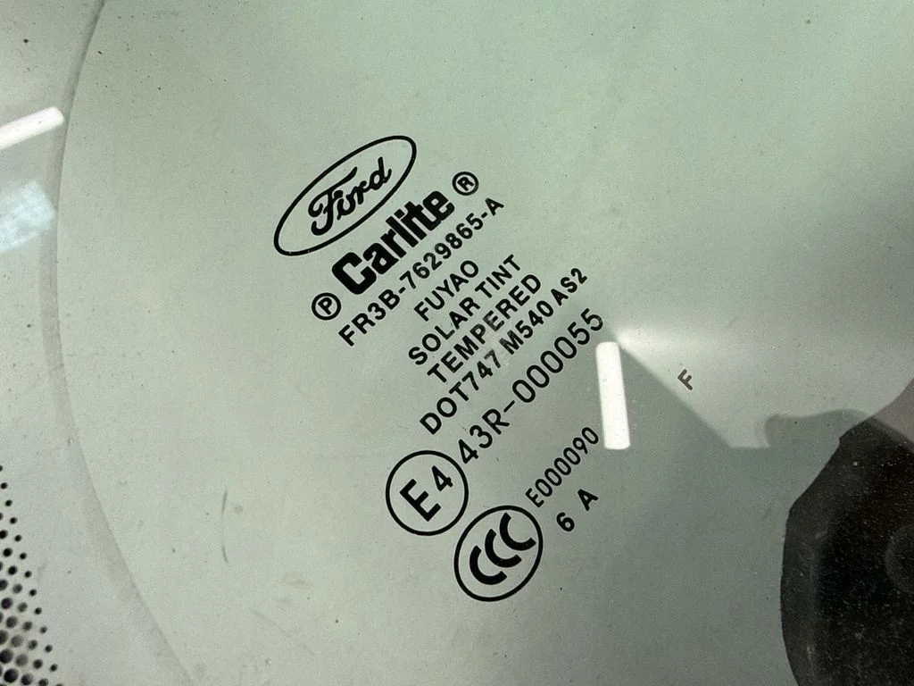 Ford Mustang VI Seitenfenster hinten FR3T14A411CD image 8