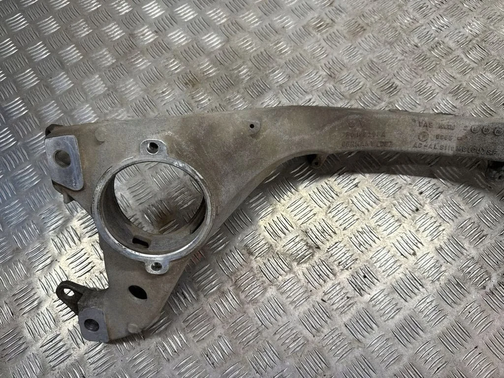 Soutien avant VW Touareg II 7P0199207A image 3