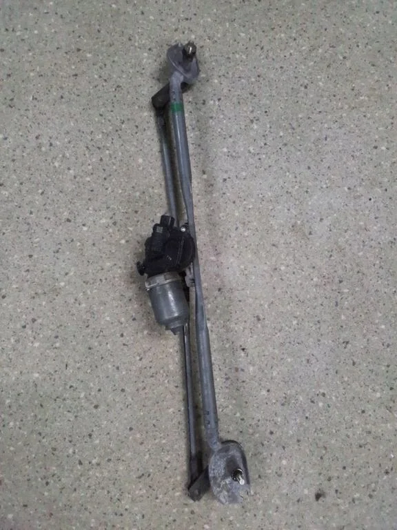 Moteur essuie-glace Dodge Challenger SRT image 3