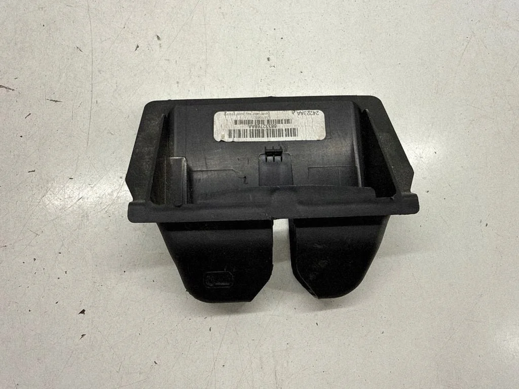 Dodge Hornet Tailgate Latch Cover 68332768AA image 3