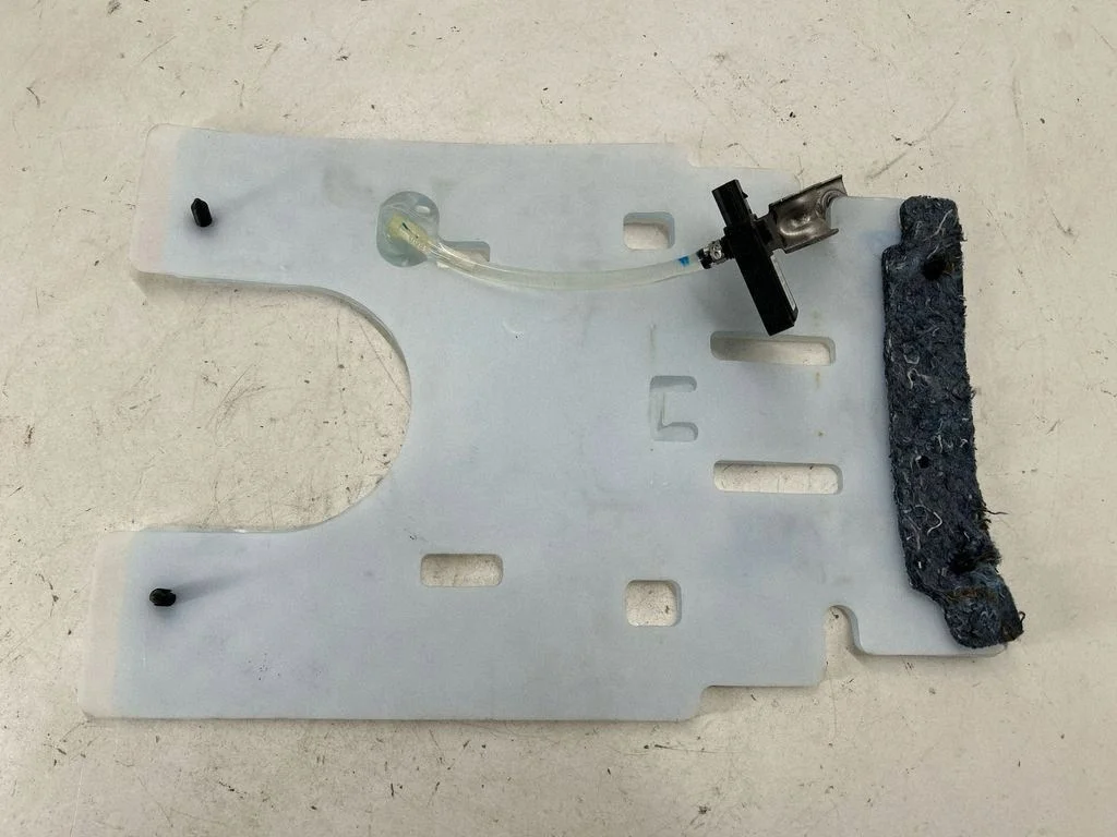 Ford Escape IV Stoelsensor PJ6B14B422AB thumbnail 1