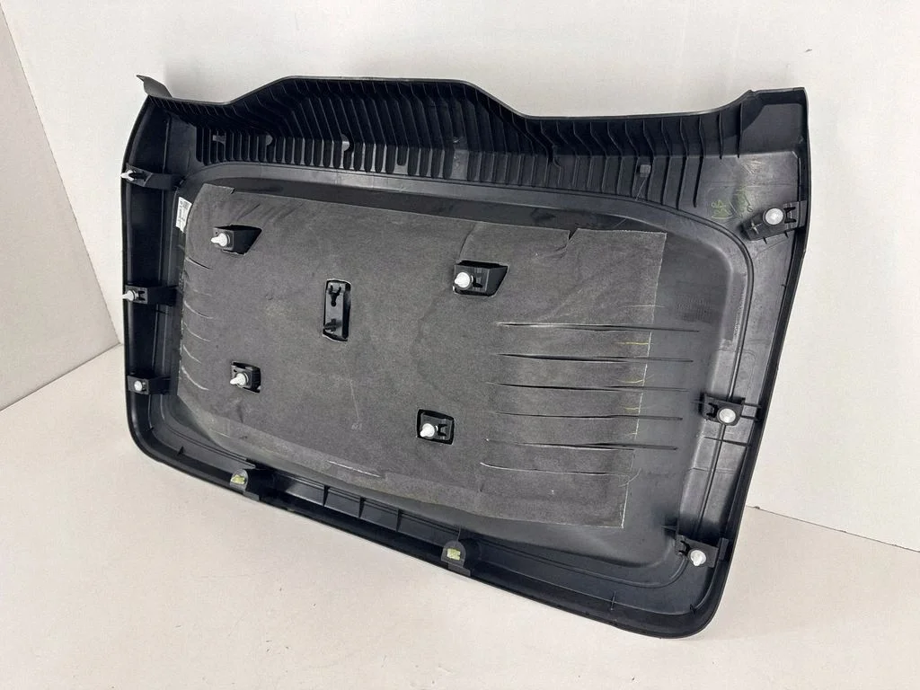 Ford Ecosport 2020 Kofferraumklappenverkleidung image 6