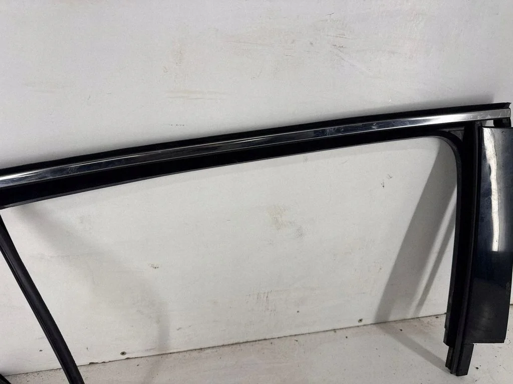 Tiguan Allspace Achterruitlijst 5NA839902B image 3
