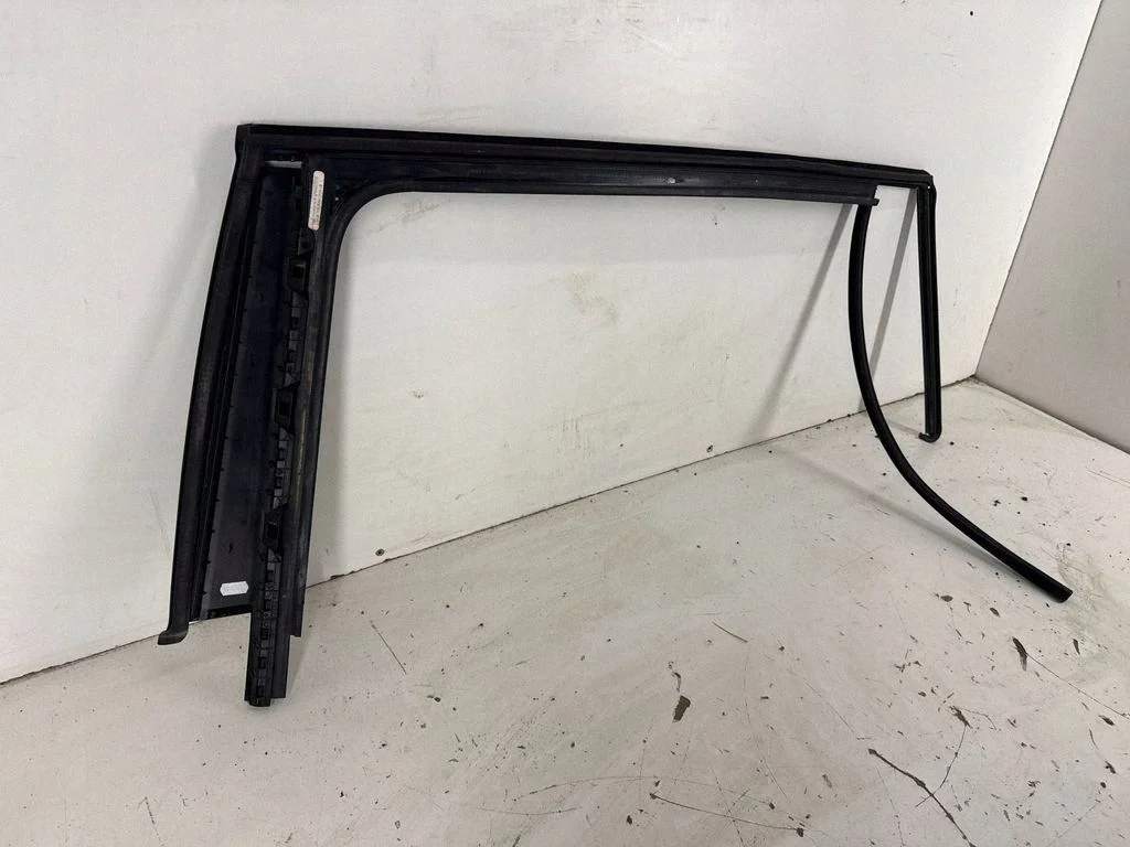Tiguan Allspace Achterruitlijst 5NA839902B image 6