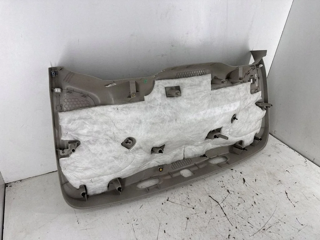 Chrysler Pacifica 2020 Tapisserie Hayon OEM image 7